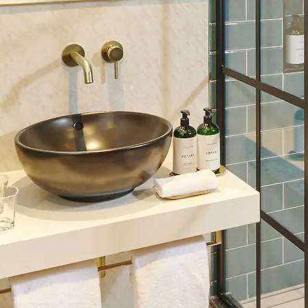 Отель The Chancery 4*